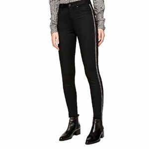 Levi’s Premium Denim 721 High Rise Black Skinny Jeans